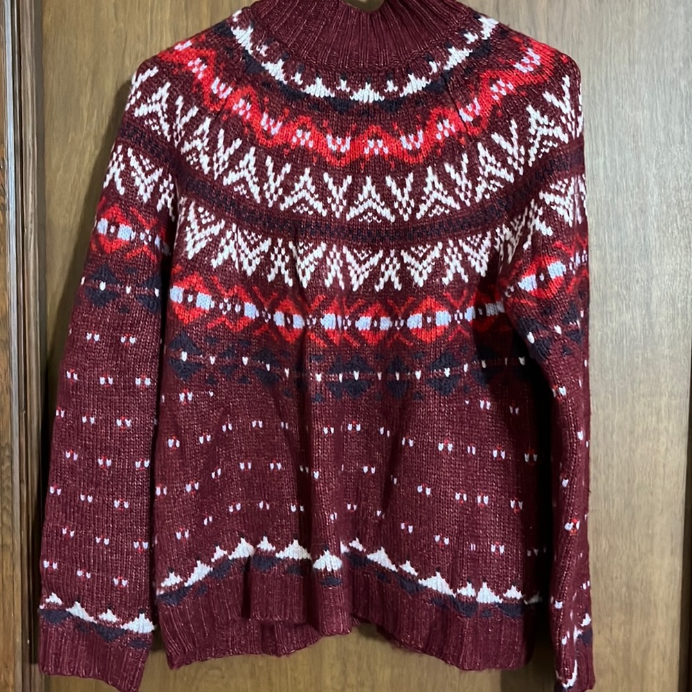 American Eagle 🦅 sweater size medium